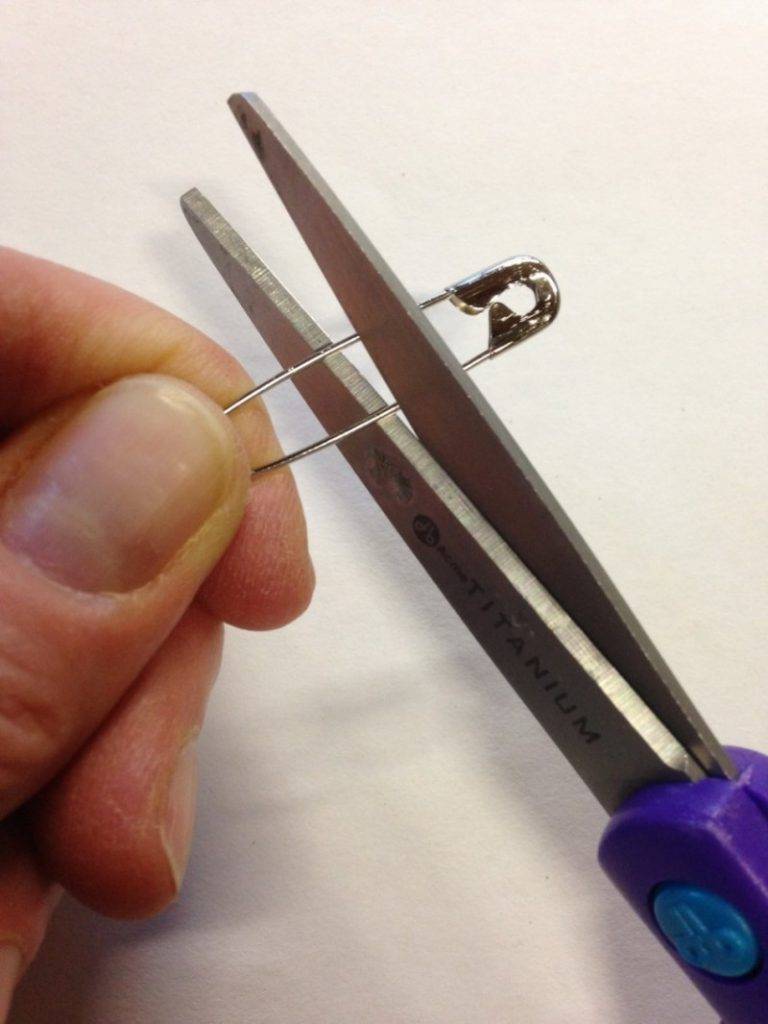 Способы правильно заточить ножницы в домашних условиях: виды ножниц, угол заточки, работа с точильным камнем