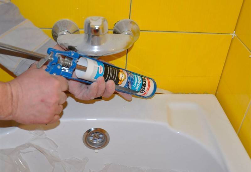 Правила использования силиконовых санитарных герметиков