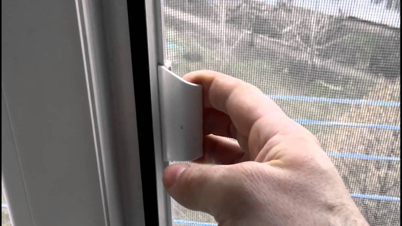 Как снять москитную сетку с пластикового окна — это полезно знать