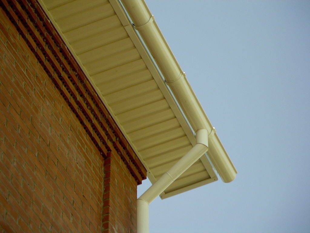 Подшивка крыши - инструкция по монтажу своими руками (80 фото)