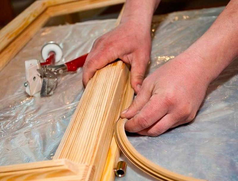 Ремонт и реставрация деревянных окон своими руками: технология устранения перекосов и дефектов, снятие старой краски, выбор новой и порядок окрашивания