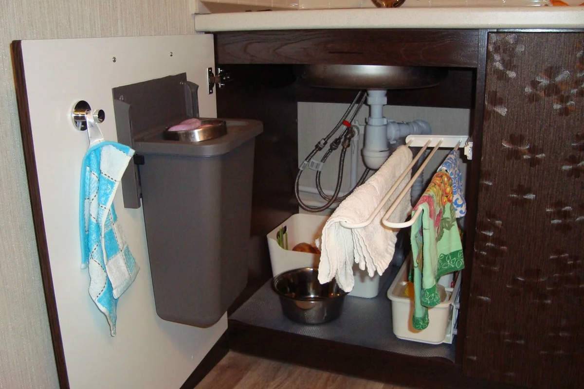 Где повесить полотенце на кухне: 6 ярких идей - бизнес-идеи