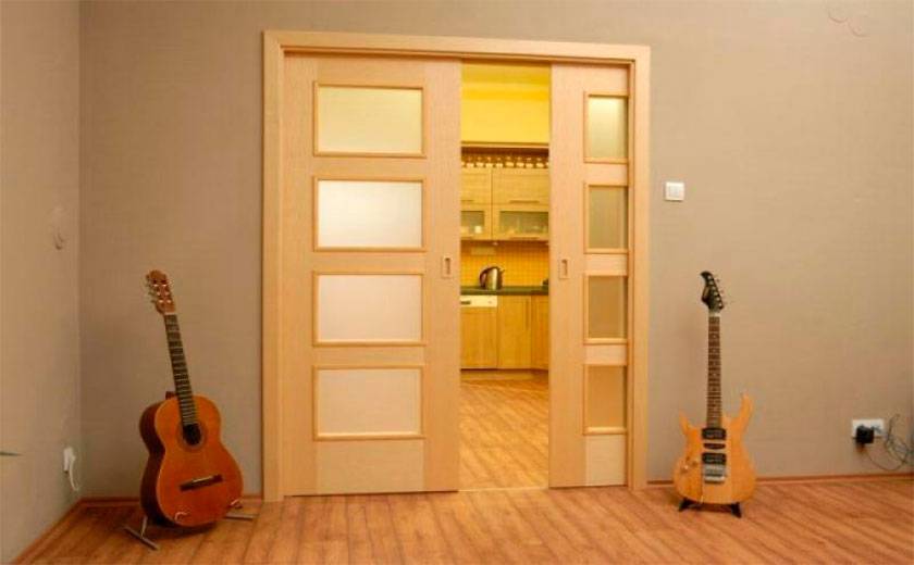 Как сделать в квартире скрытые двери: 6 интересных вариантов