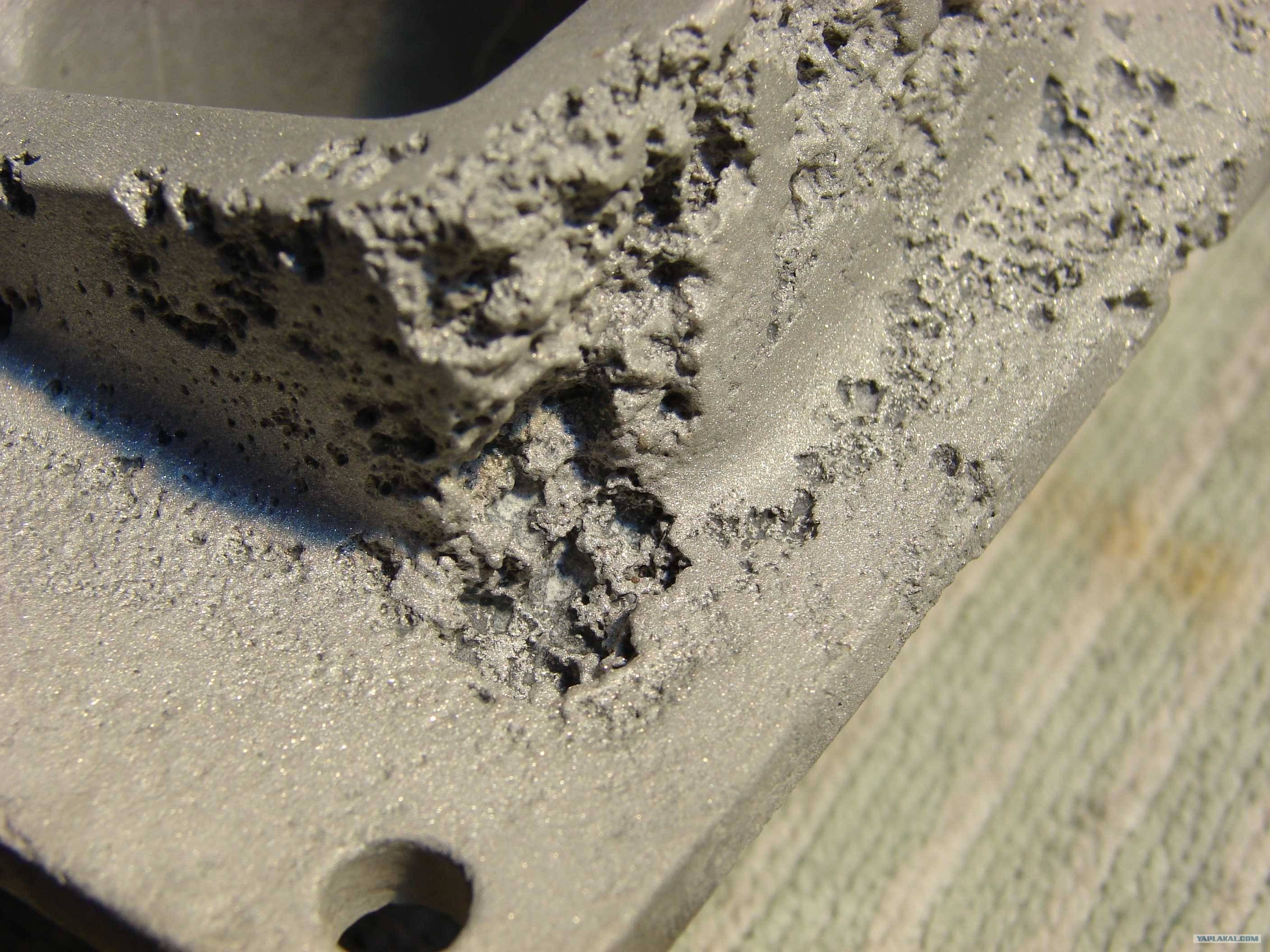 Точечная коррозия - pitting corrosion