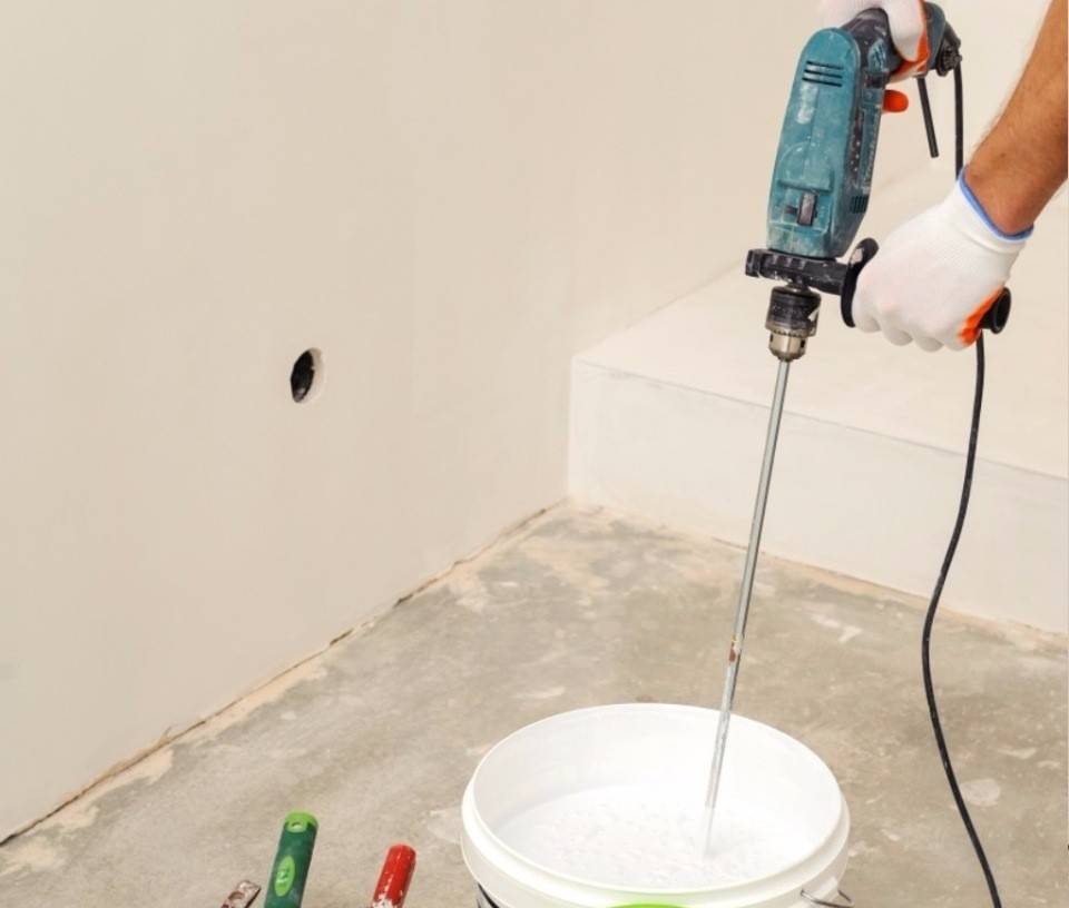 Как замешать шпаклевку для стен вручную в домашних условиях: пропорции
