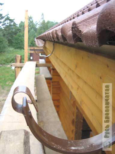 Как сделать отлив для крыши своими руками? :: syl.ru
