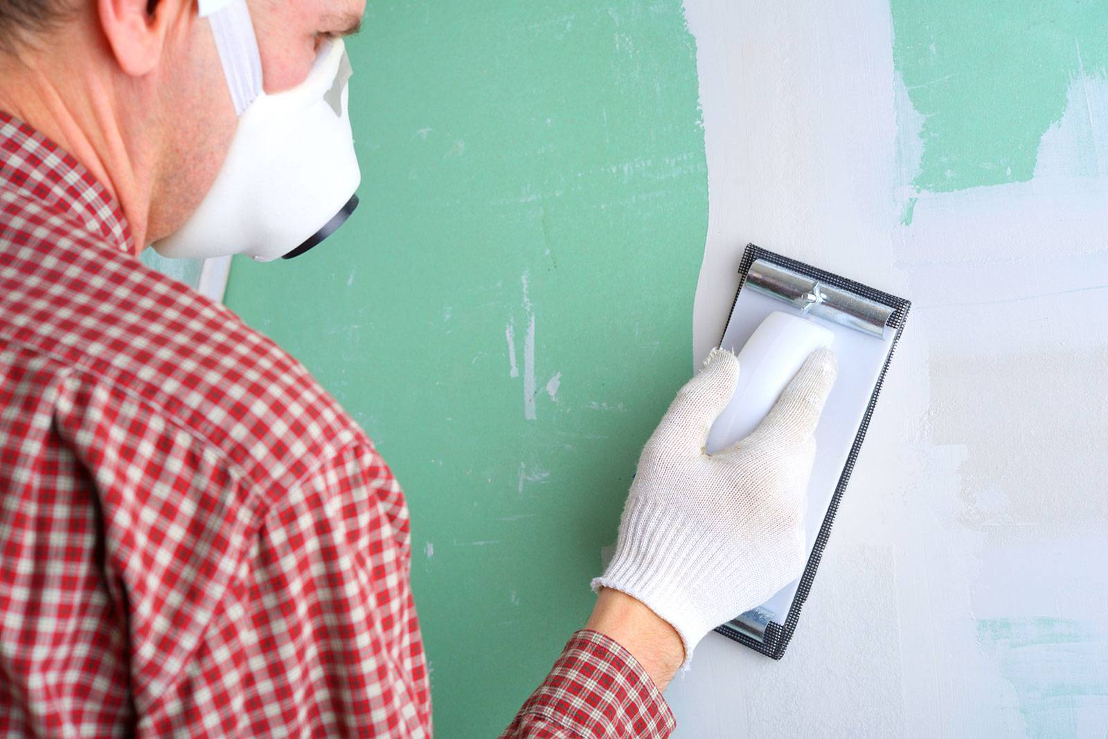 Как шпаклевать стены под обои, покраску | видео инструкция