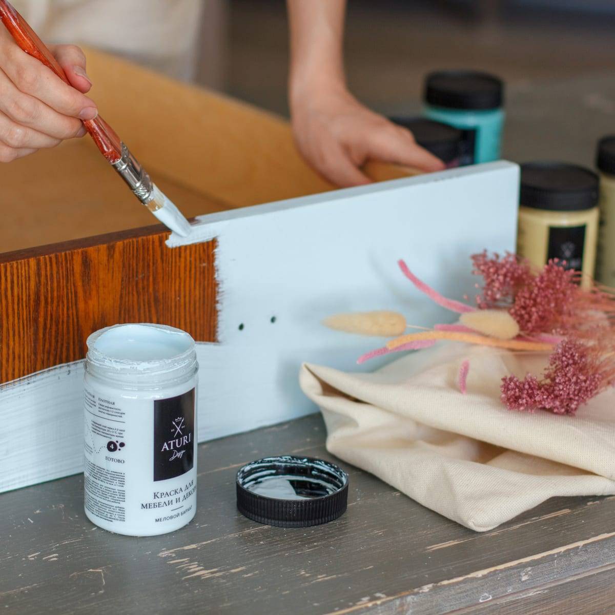 Как покрасить домашнюю мебель своими руками, состаривание мебели