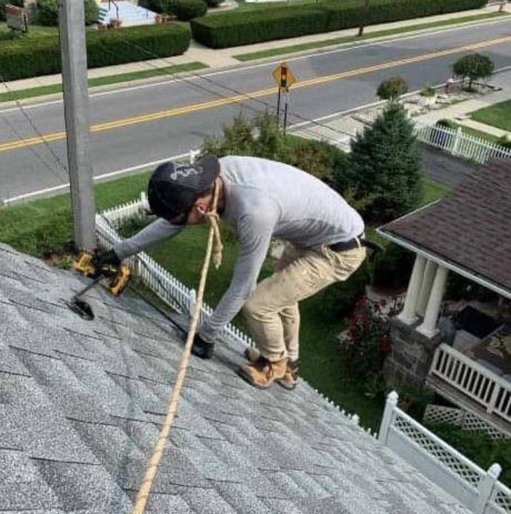 Безопасность работ на крыше