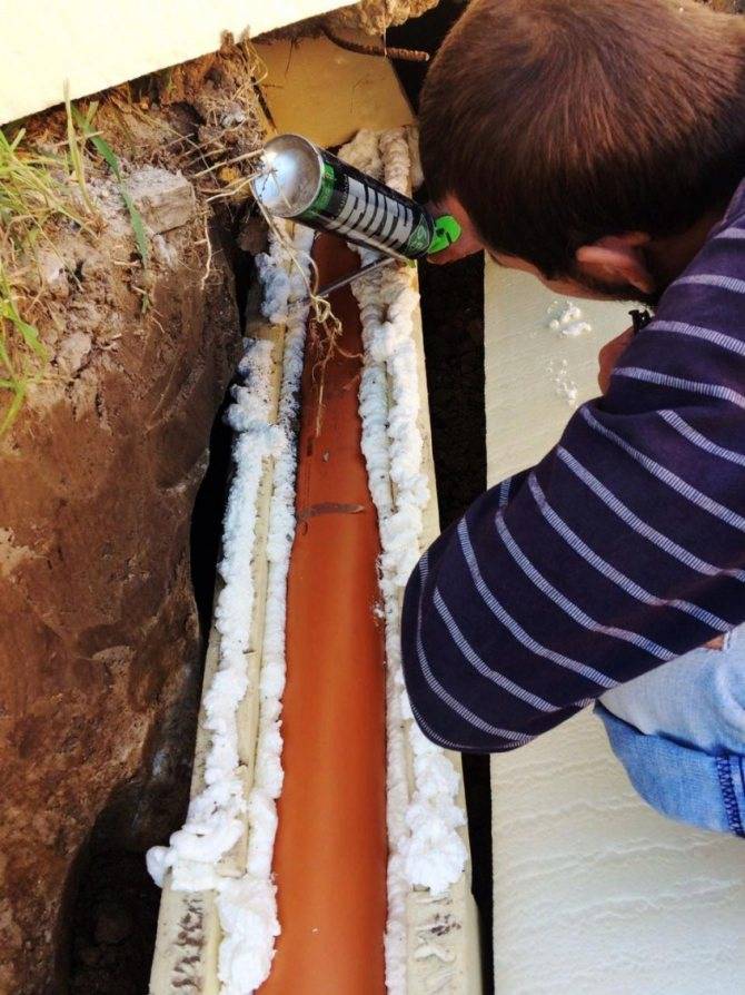 Как утеплить водопроводные трубы на дачном участке?