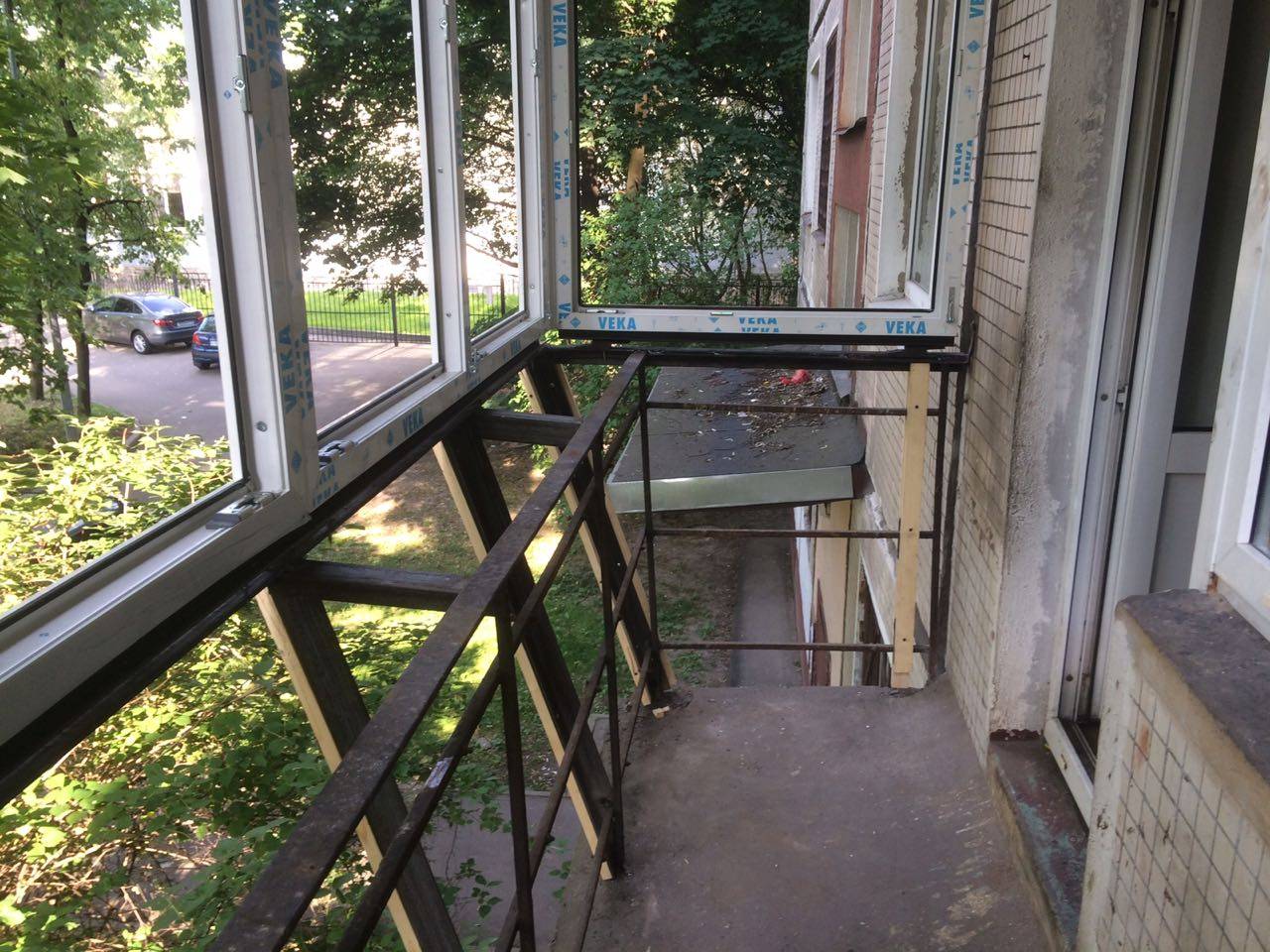 Как сделать балкон с выносом — выкладываем по полочкам