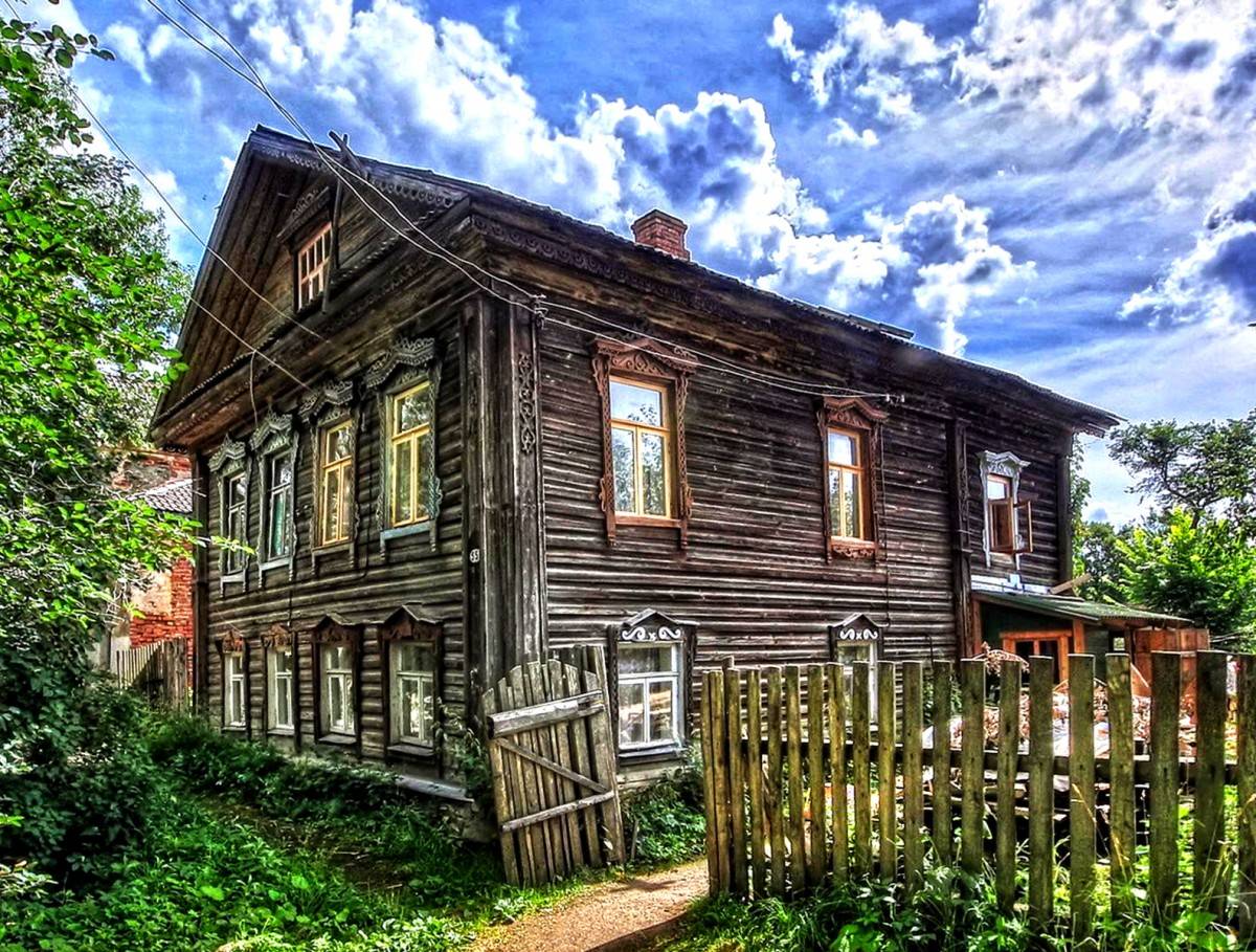 Красивые деревянные дома (92 фото)