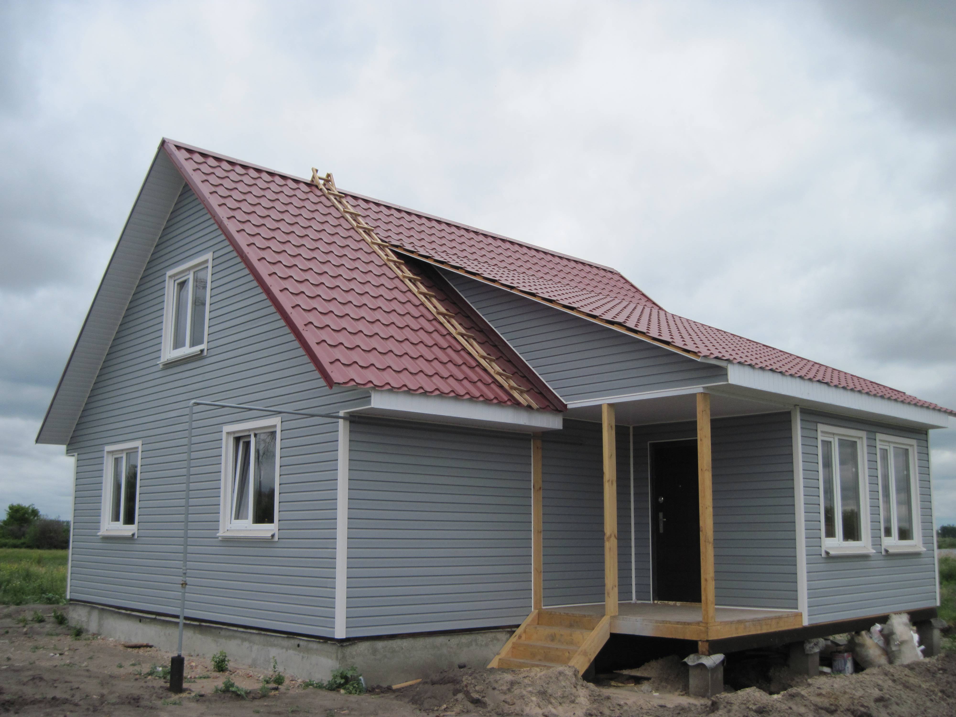 Как дешево построить дом: из какого материала недорого и быстро возвести конструкцию своими руками эконом класса