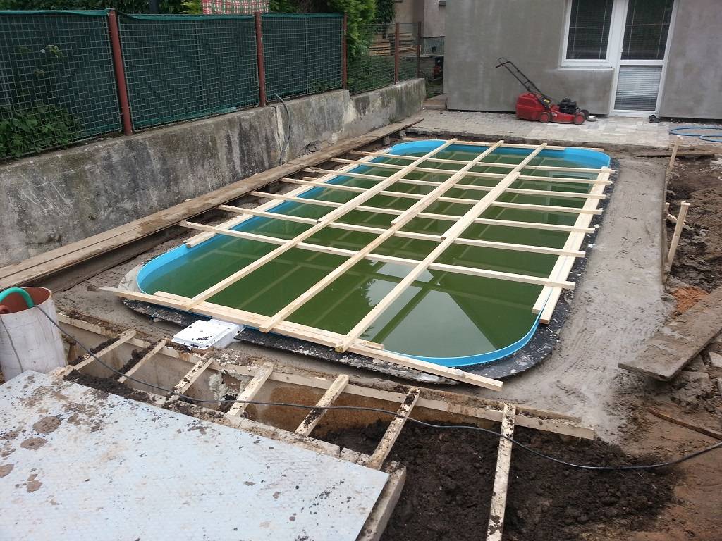 Строительство бассейна, как построить бассейн из полипропилена своими руками
