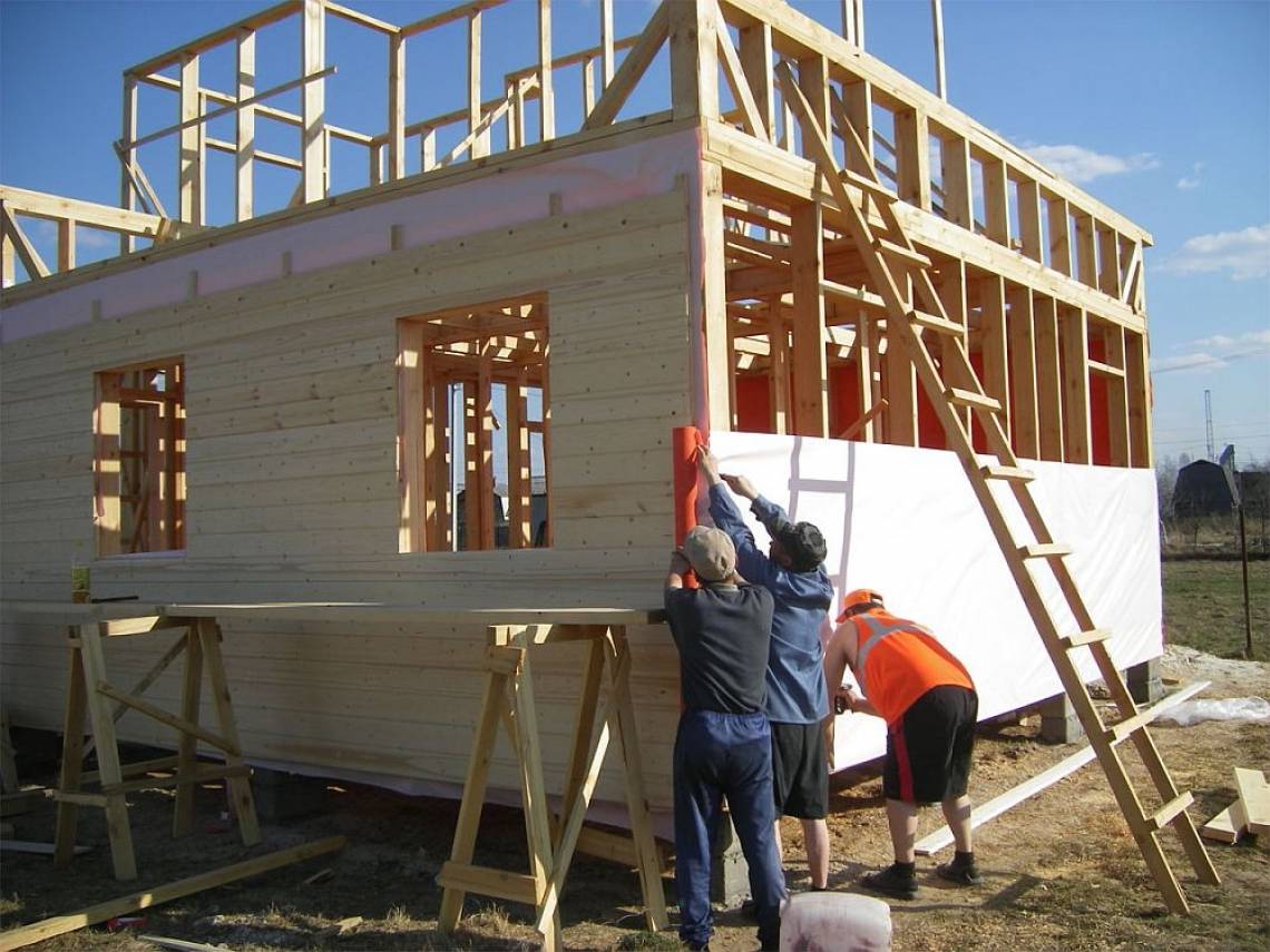 Стоит ли строить каркасный дом?