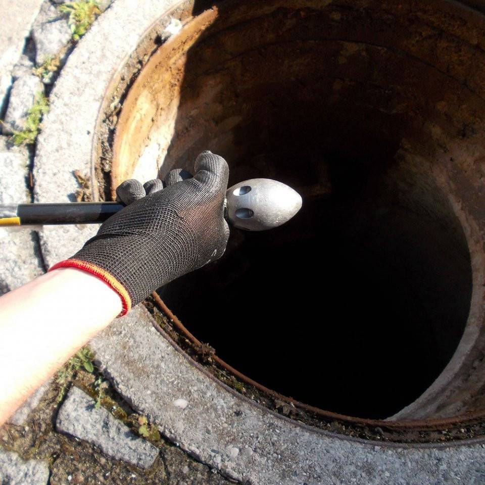 Устранение засоров канализации: средства и способы