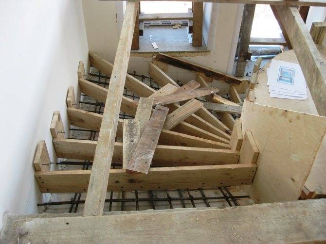 Опалубка для лестниц из бетона