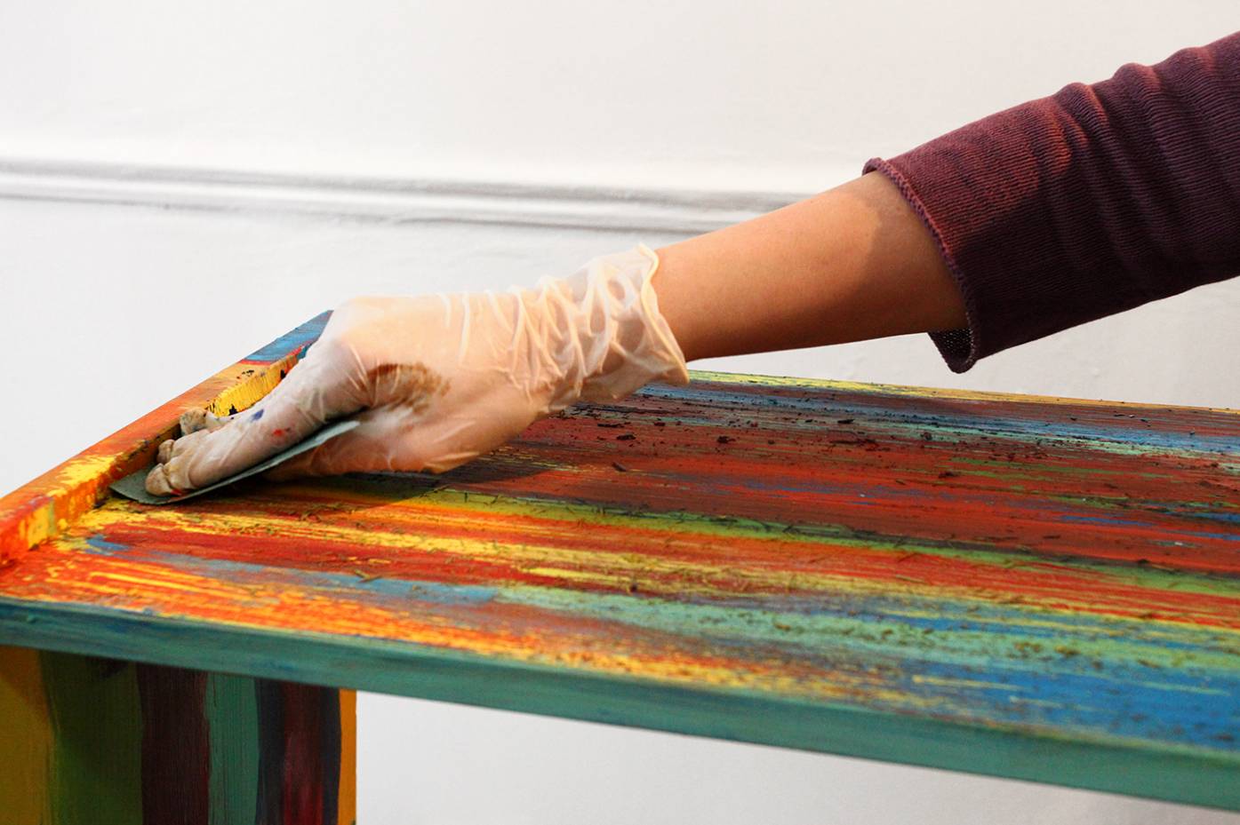Покраска мебели своими руками: выбор краски, технология покраски
