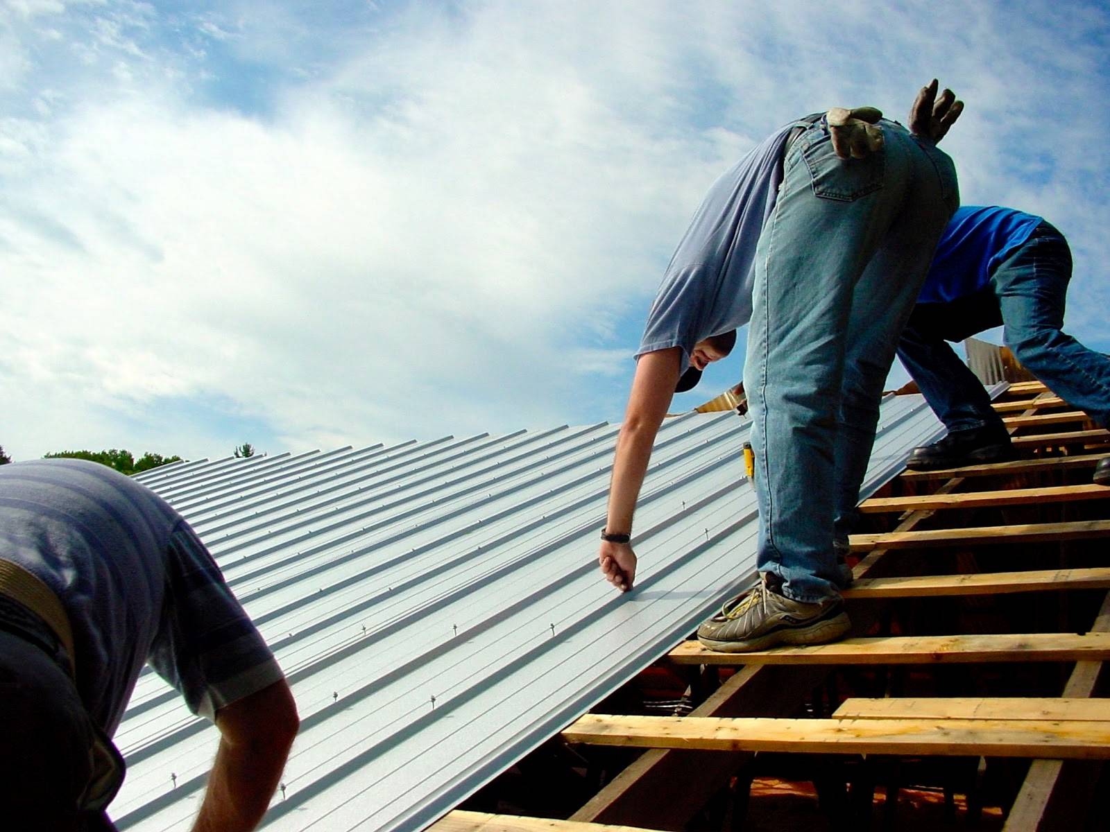 Ремонт крыши частного дома: с чего начать, какие инструменты и материалы использовать