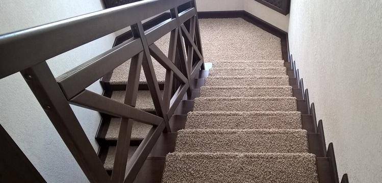 Отделка лестницы ковролином своими руками | строй легко