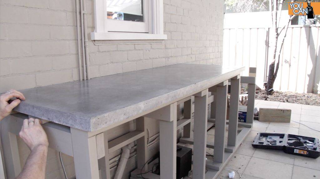 Столешница из бетона: проект, материалы и этапы работы 