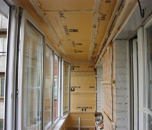 6 способов отделки потолка на балконе: чем обшить, как подготовить к отделке, дизайн отделки