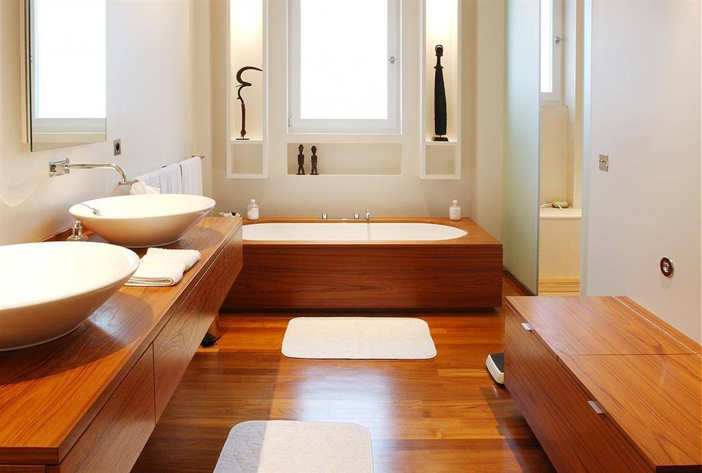 Какое Напольное покрытие для ванной комнаты в доме выбрать? Обзор и Особенности выбора материалов - Советы по расчету и покупки