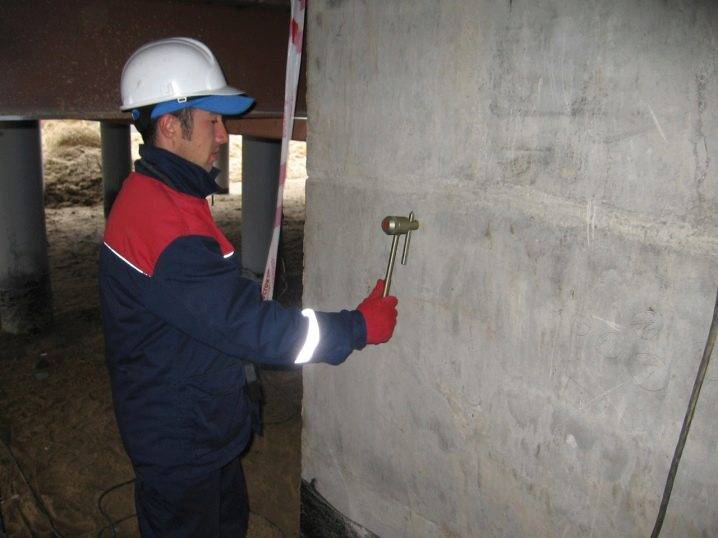 Неразрушающие методы контроля прочности бетона: виды испытаний