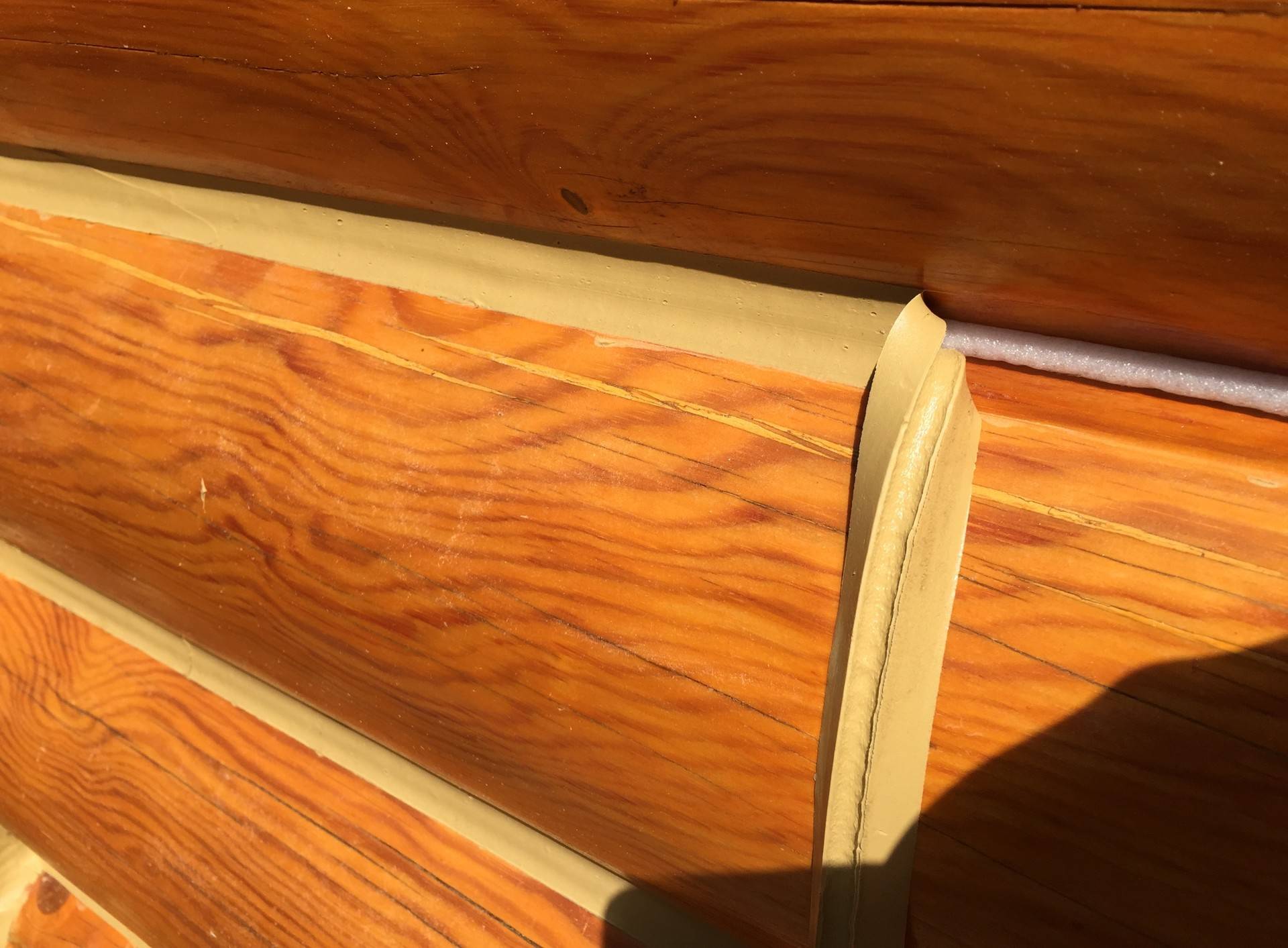 Технология «теплый шов» для деревянного сруба