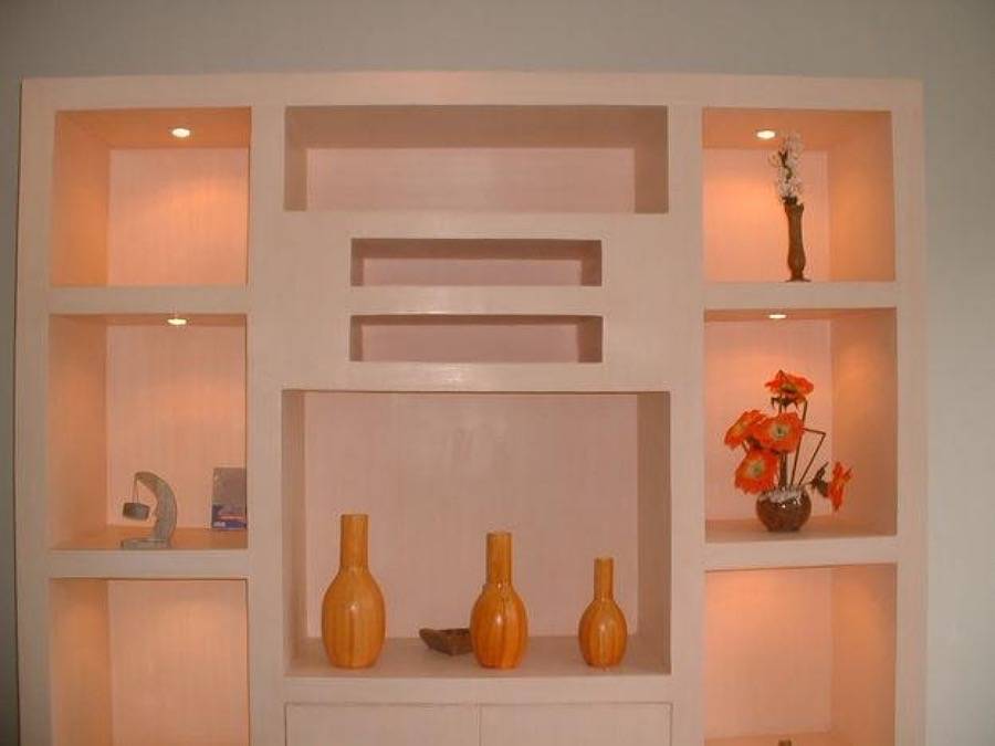 Полки из гипсокартона: как сделать своими руками в стене из профиля с подсветкой на кухне, угловые, встроенные