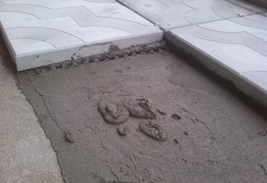 Правила укладки тротуарной плитки на бетонное основание