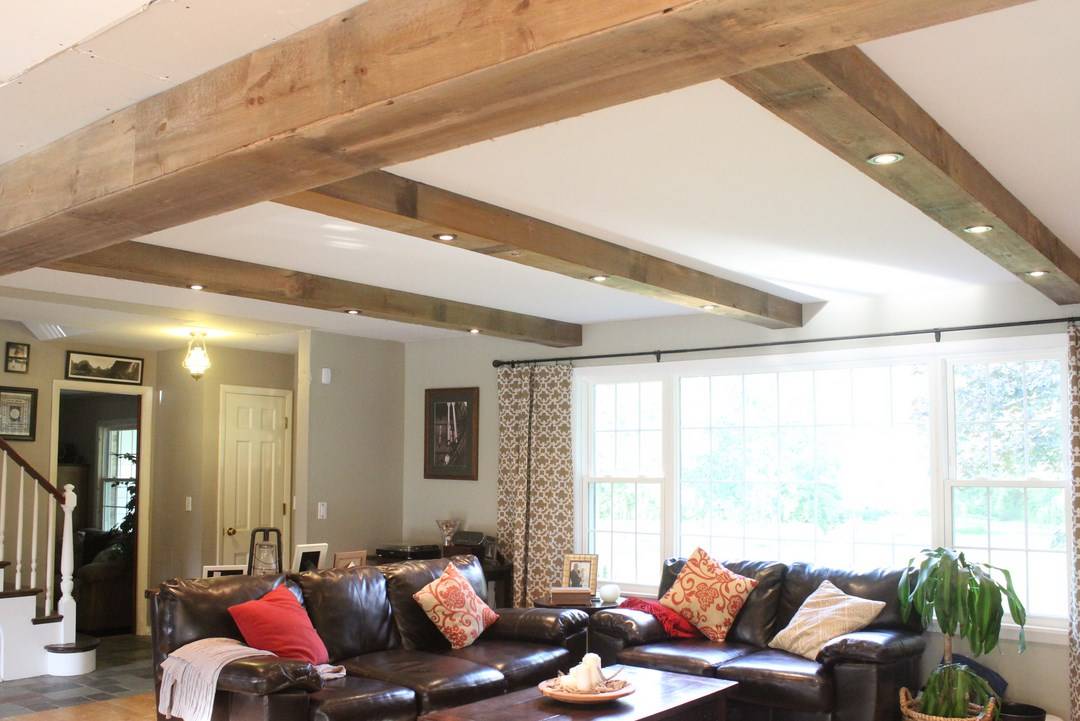 Чем отделать потолок в деревянном доме – обзор материалов