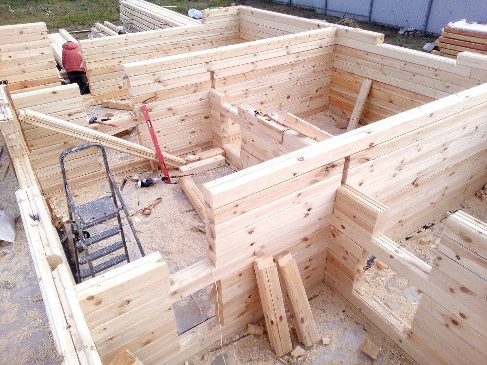 Как построить летний дачный домик из бруса своими руками? Пошаговая инструкция