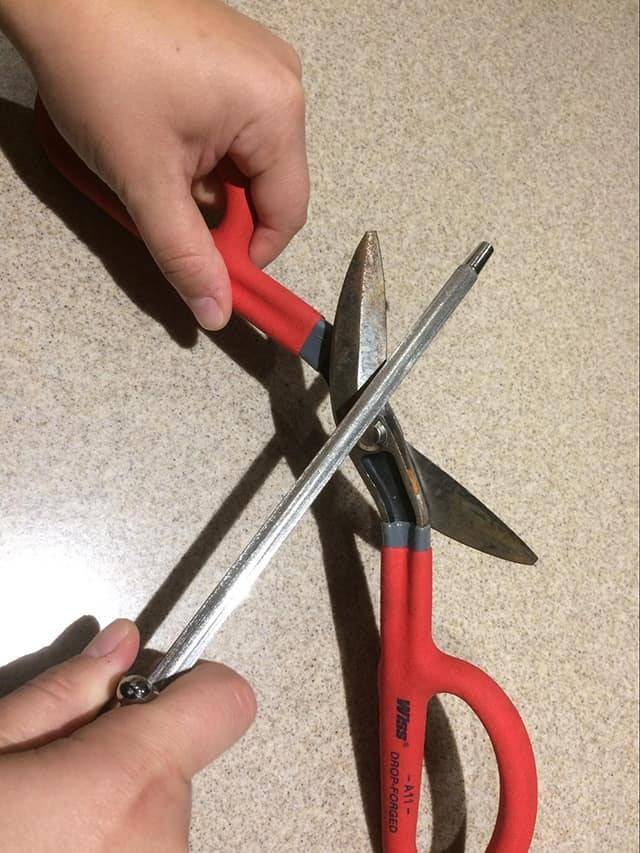 Как заточить филировочные ножницы в домашних условиях
